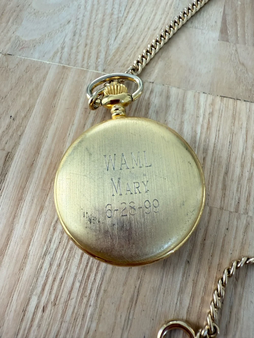 Colibri gold tone classic pocket watch NEW BATTERY